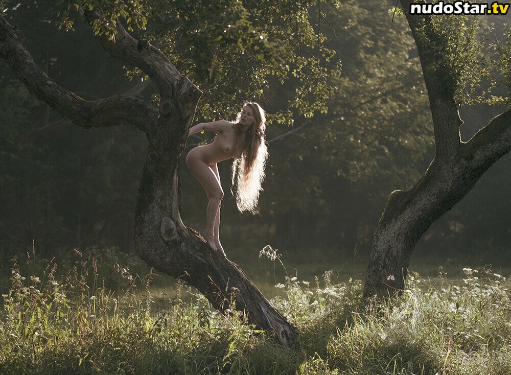 thinloth Photo OnlyFans Nue Fuitée #3