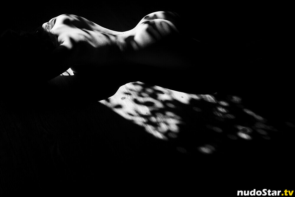 thinloth Photo OnlyFans Nue Fuitée #8