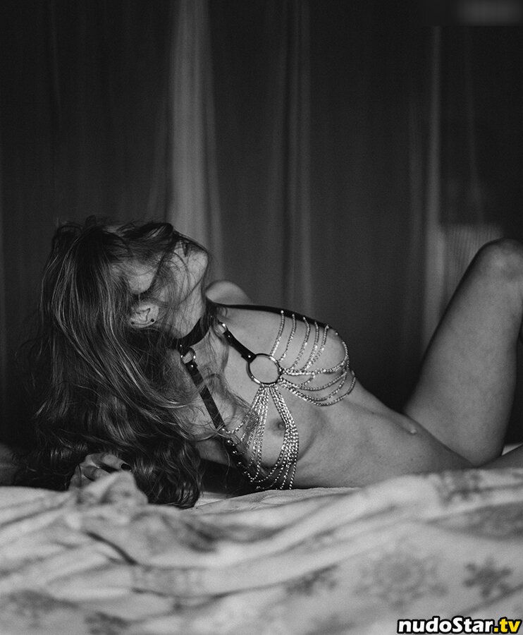 thinloth Photo OnlyFans Nue Fuitée #32