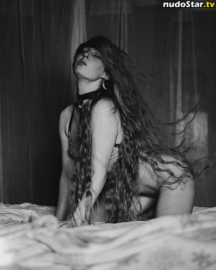 thinloth Photo OnlyFans Nue Fuitée #34