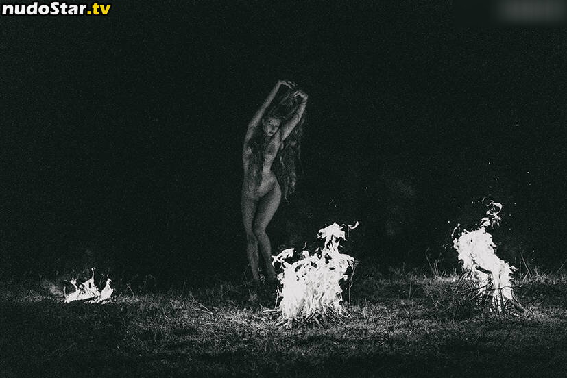 thinloth Photo OnlyFans Nue Fuitée #59